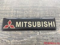 Шильдик MITSUBISHI (1)